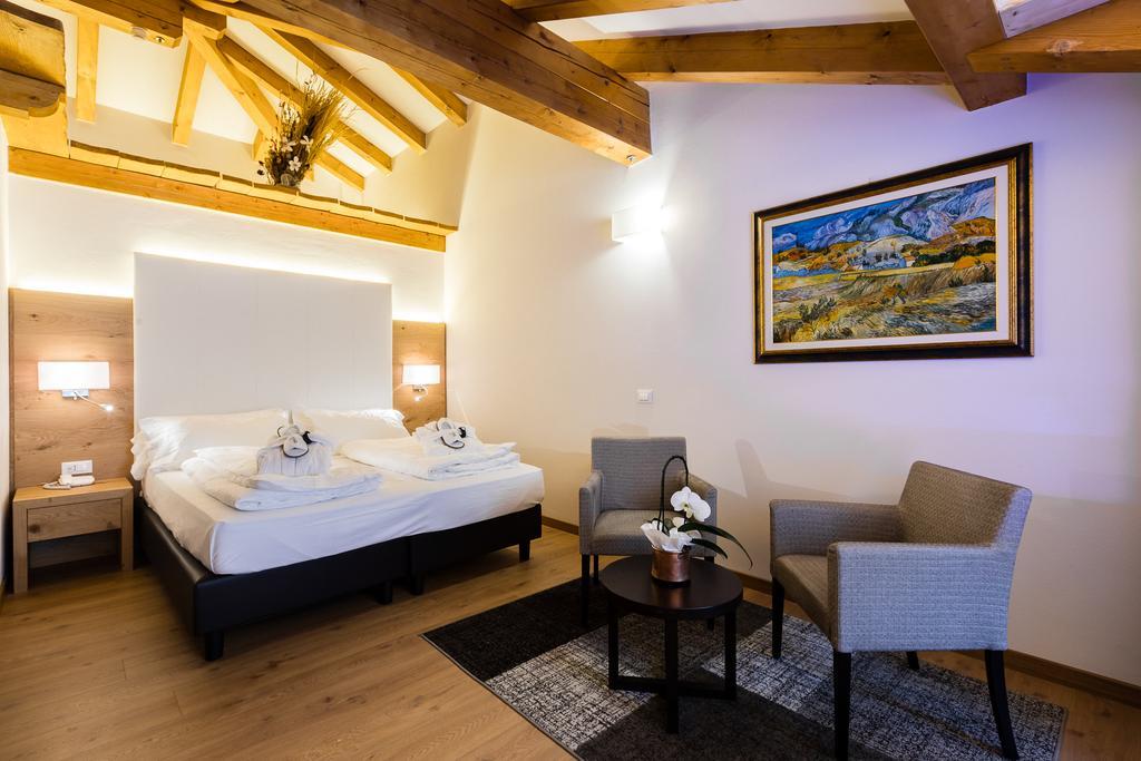 Hotel Collini Пинцоло Экстерьер фото