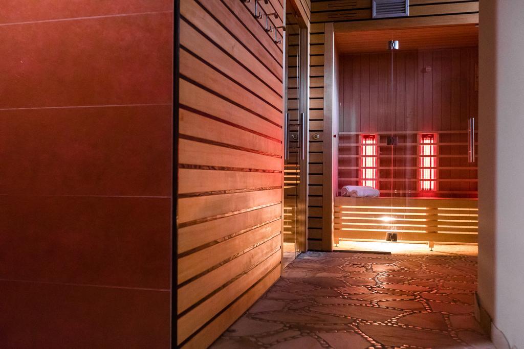 Hotel Collini Пинцоло Экстерьер фото