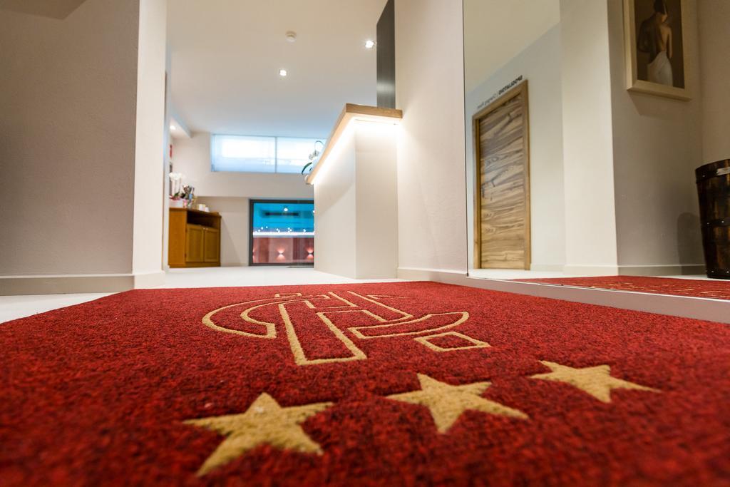 Hotel Collini Пинцоло Экстерьер фото