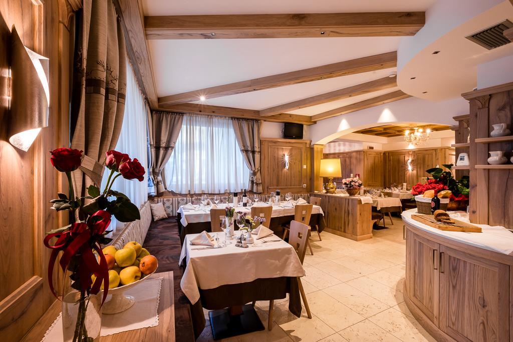 Hotel Collini Пинцоло Экстерьер фото